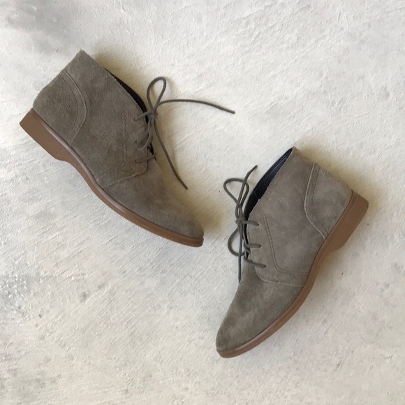 Franco Sarto Pebbles Chukka Booties Grey Suede - Picture 2 of 8